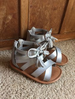 Baby girl sandals size 5