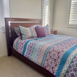 Moving Sale – Solid Wood Macy’s Bedroom Set (Bed + Dresser + 2 Nightstands + Mirror)