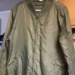 Grizzly Bomber Jacket Size Lrg