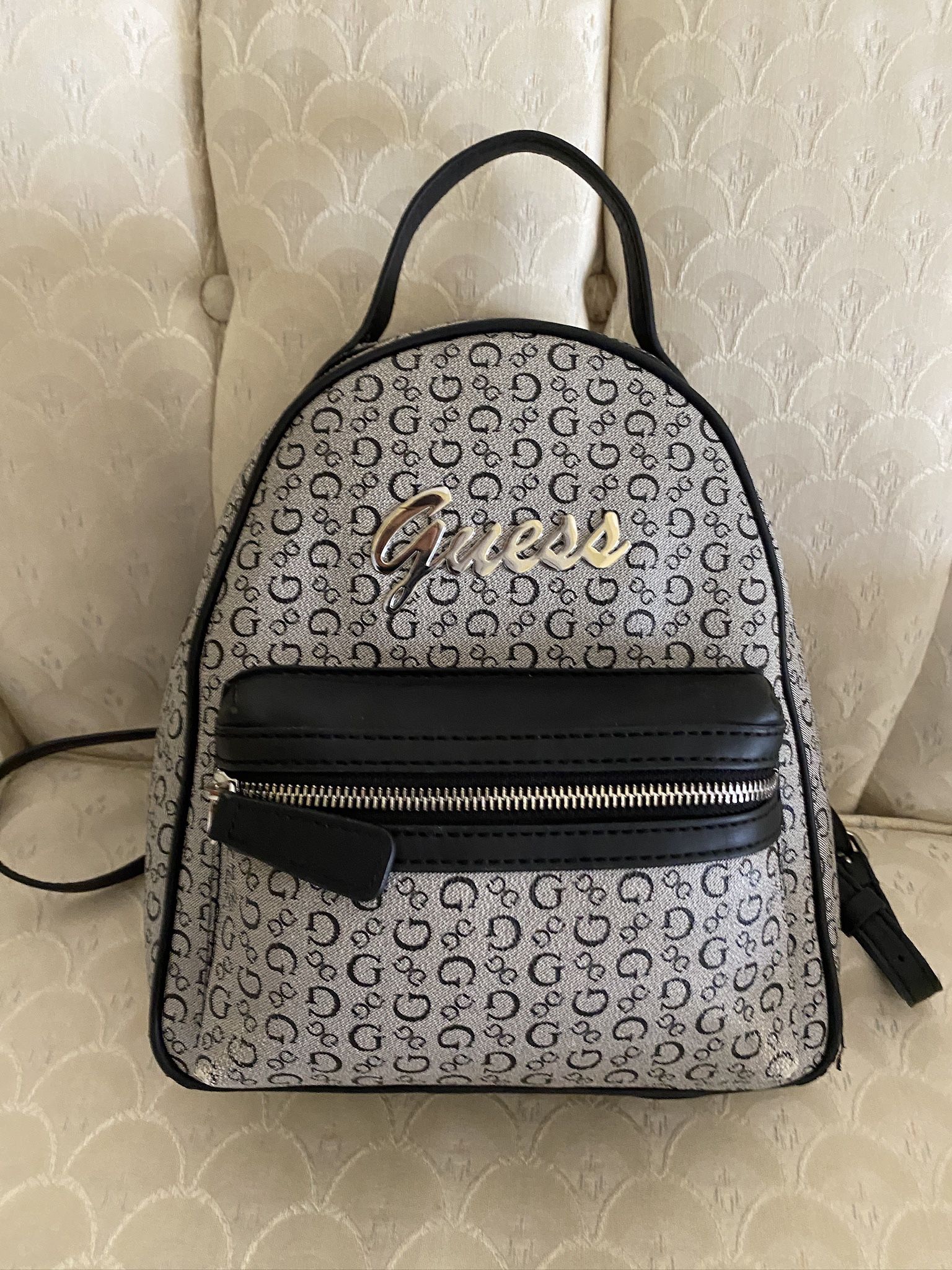 GUESS BACKPACK! Gently Used… In Great Condition!