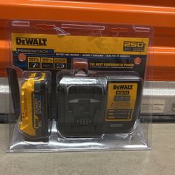 DEWALT Battery And Charger Pack 20v 