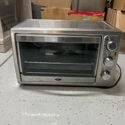 Small Toaster/oven 