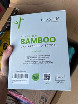 PlushDeluxe Premium Bamboo Mattress Protector Queen