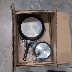Amazon Basic Cookware 