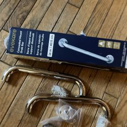 A Set  Of Towels Bars For The Bathroom, One Long One , And Two Small Ones (NO SHIPPING)