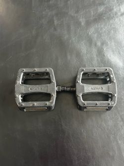 SE Bike Pedals