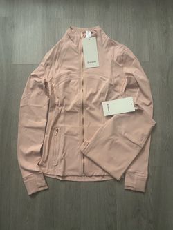 Lululemon defined jacket and leggings size 8