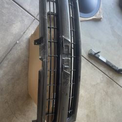 2005 Chevy Grill