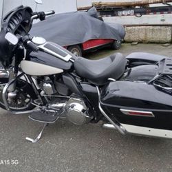 2014 CVO police edition bagger