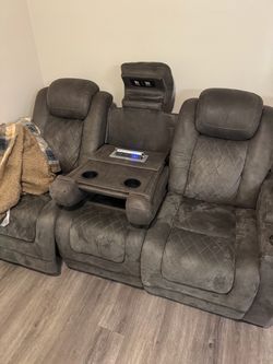 Power Reclining Sofa , 5 seater , 2 sets