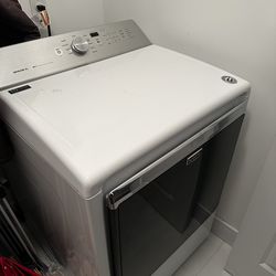 Maytag Bravos XL Commercial Dryer