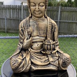 The Trump Buddha Statue