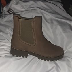 Thursday Boot Co. Womens Size 8 Brand New