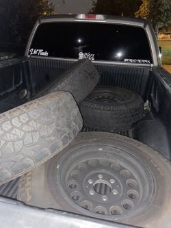 Tires size 33 rims 18