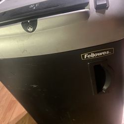 Followes SB-8SC PAPER Shredder Cards And Disc