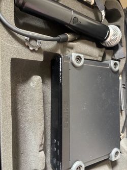 Sure wireless microphone