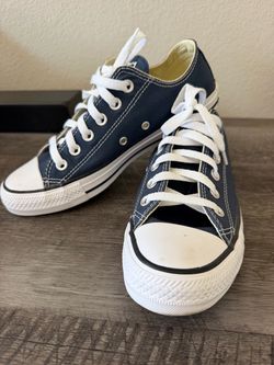 Navy blue women converse