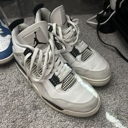 Air Jordan 4 Military Black