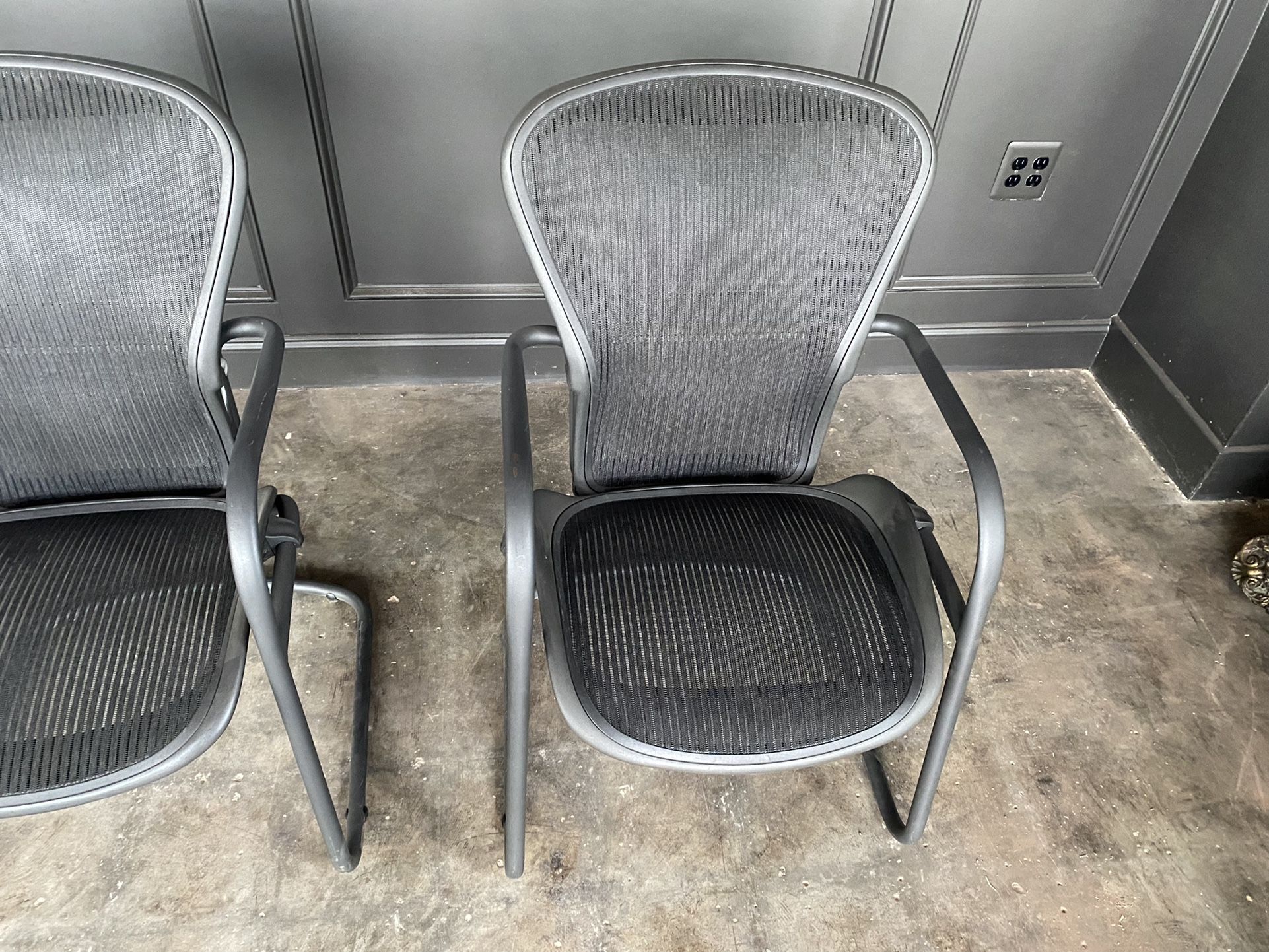 4 Herman Miller Aeron Office Chairs