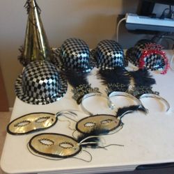 Halloween Stuff 11 Pieces, Hats And Masks 3.00 FOR ALL(FREE LOCAL PICK UP)