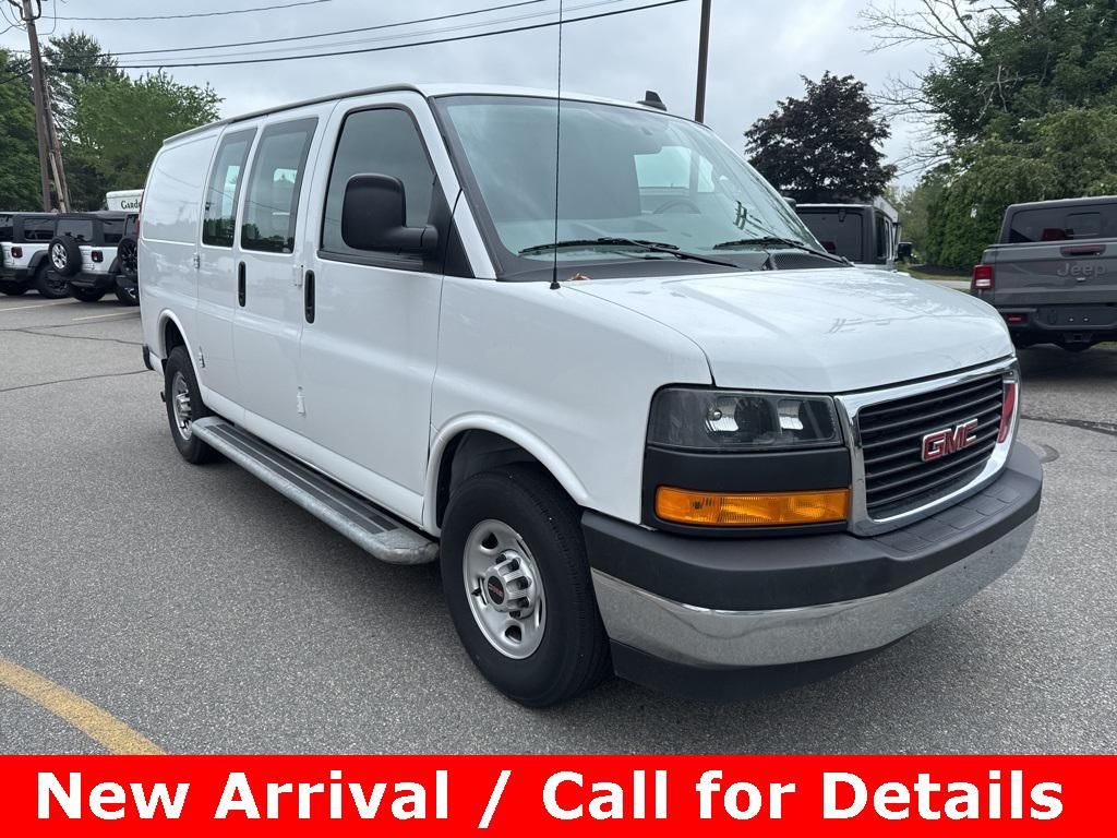 2023 GMC Savana Cargo