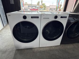 LG washer and gas dryer