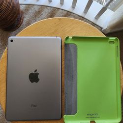 iPad Mini 4