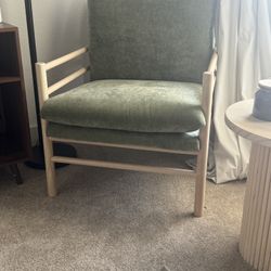 Dowel Velvet Armchair Light green 