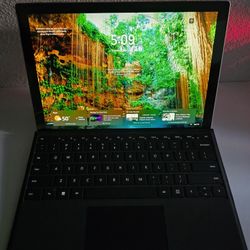 surface pro 6 I5 8TH GEN WINDOWS 11 PRO 256GB SSD 8GB RAM
DUAL CAMERA
USB PORT
EXELLENT BATTERY LIFE
CHARGER INCLUDED
DETACHABLE BACKLIT KEYBOARD 
