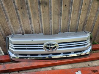 2014-2021 Toyota Tundra Front Grille used Oem