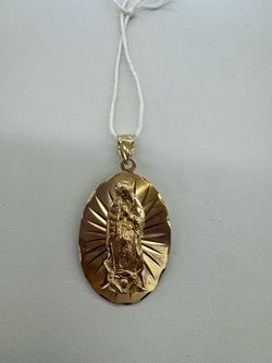 10k Jesús pendant