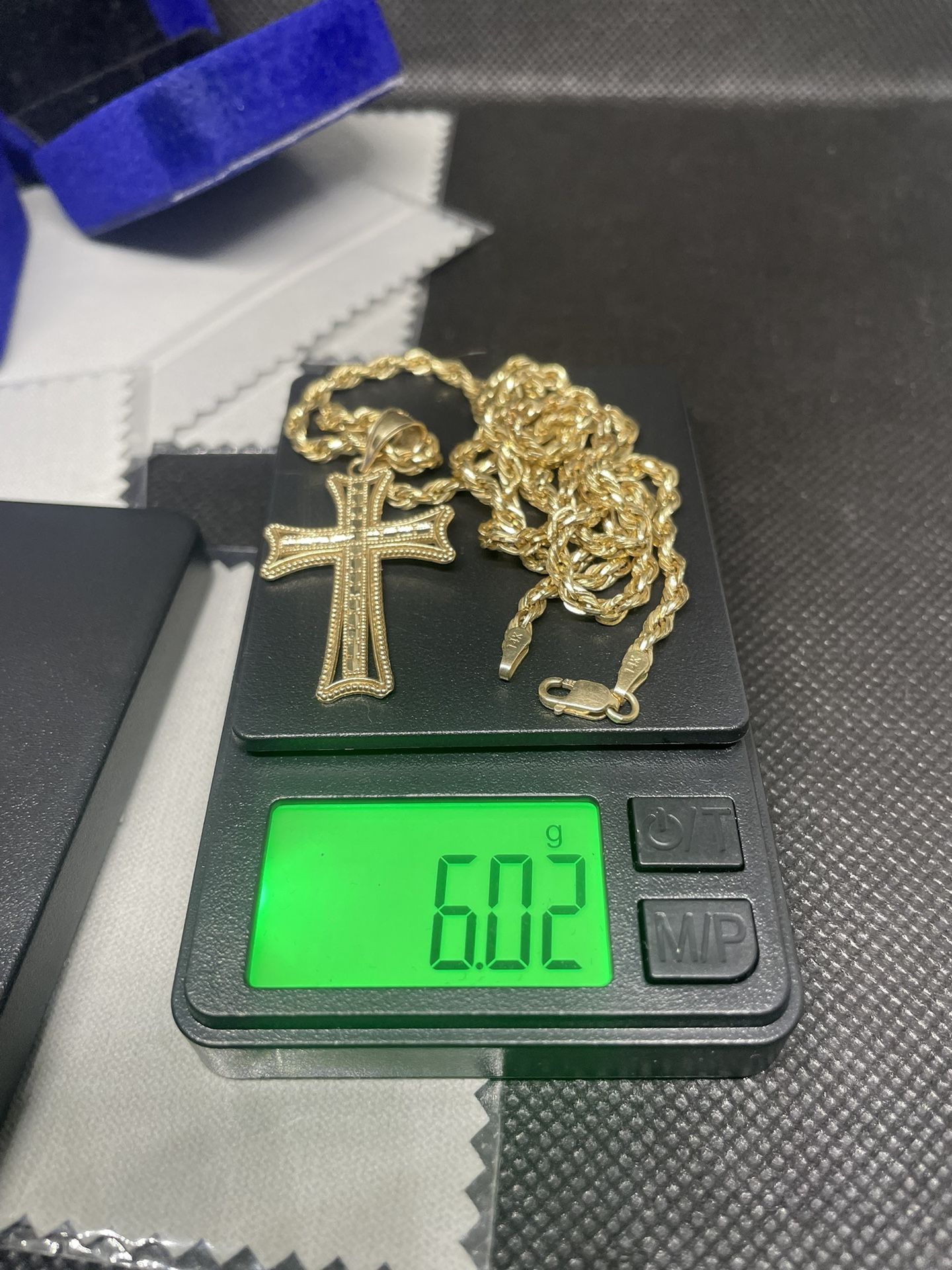 14k Gold Hollow Rope And Cross