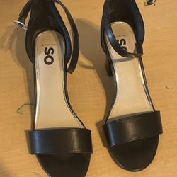 Women’s New Shoes Sz 8. Boxelder Dr. 92563