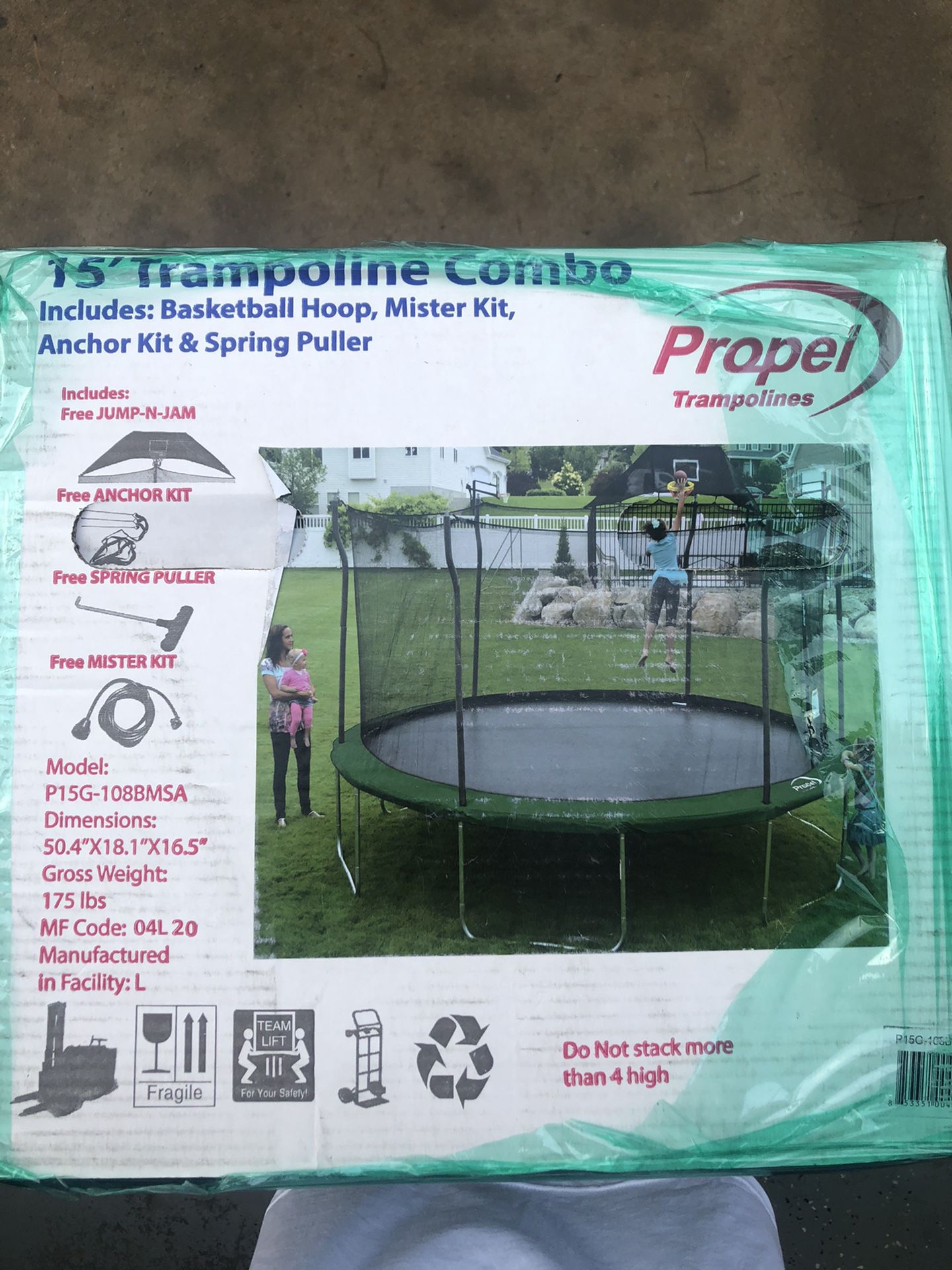 Propel 15 Foot Trampoline with Enclosed System and Dunk Zone Basketball Hoop