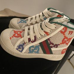 Multi-colored Beige Gucci Shoes
