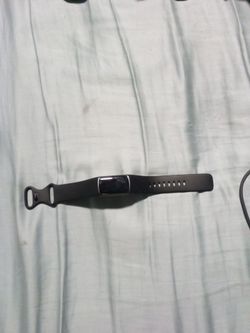 Fitbit 5 black color