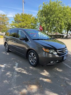2014 Honda Odyssey elite