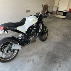Vitpilen 401 Motorcycle