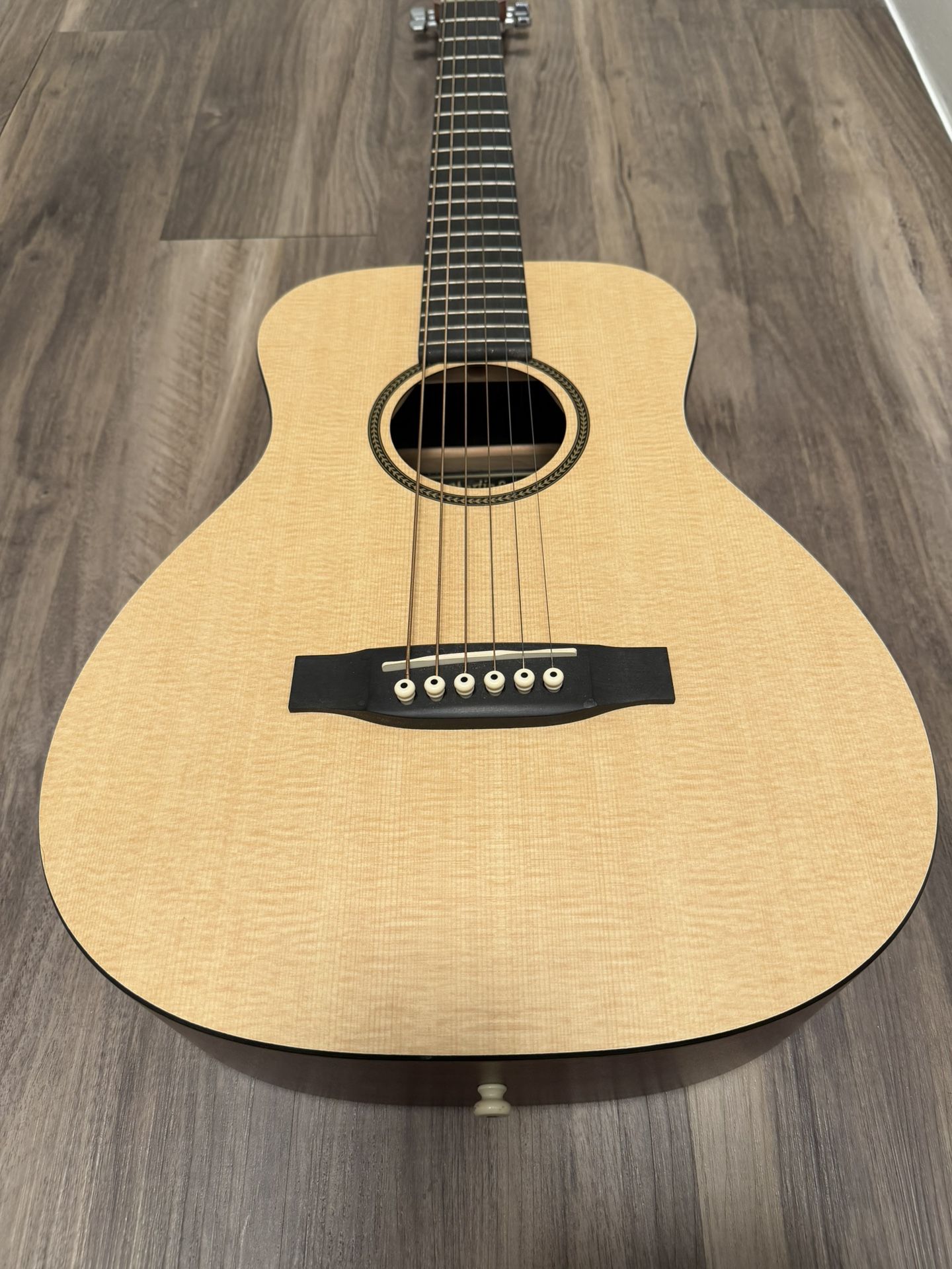 Martin & Co, Little Martin Guitar