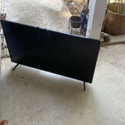 Free 40” Smart TV-needs to be fixed