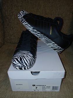 Zebra Strip Adidas.