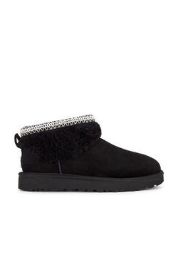 Women’s shoes