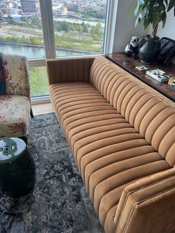 Augustine couch