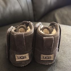 BAGS of BABY CLOTHES & SHOES FOR SALE FOR CHEAP!! 