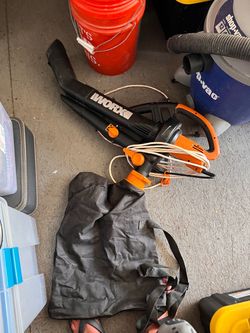 WORX Electric Leaf Blower Vacuum & Mulcher With Collection Bag