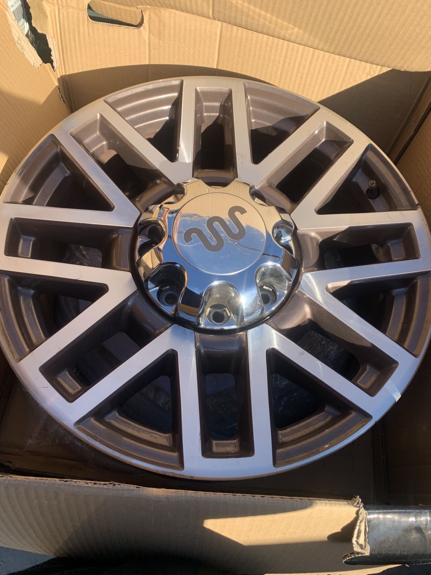 2019 Ford F-250 King Ranch Stock 20” Rims