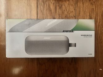 ***(20% off retail)*** Bose SoundLink Flex (2nd Gen) - Sandstone
