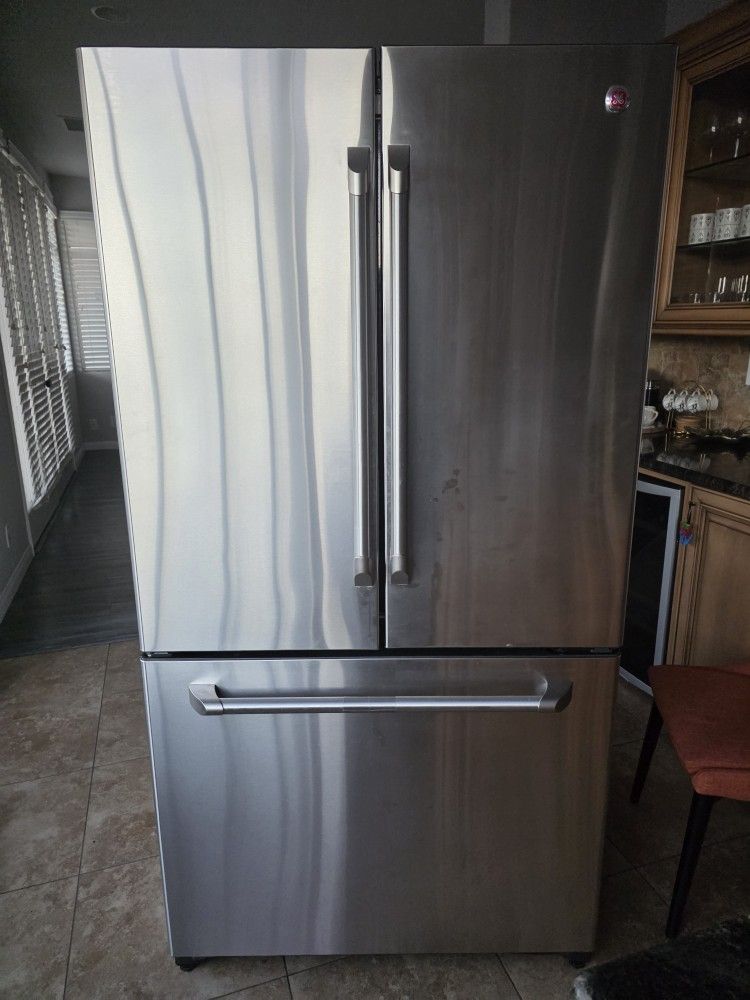 GE Counterdepth Refrigerator 