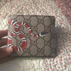 Gucci wallet