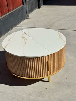 Round table!